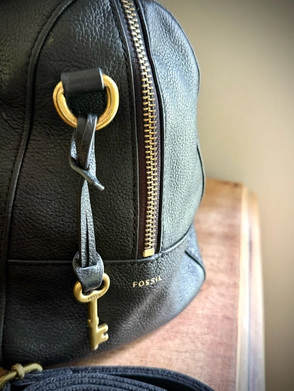Fossil Black Pebbled black Leather Crossbody Satchel Handbag